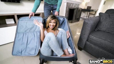 Üniversiteli Kız Büyük Bedenleri ve Kalın Penisleri Sever